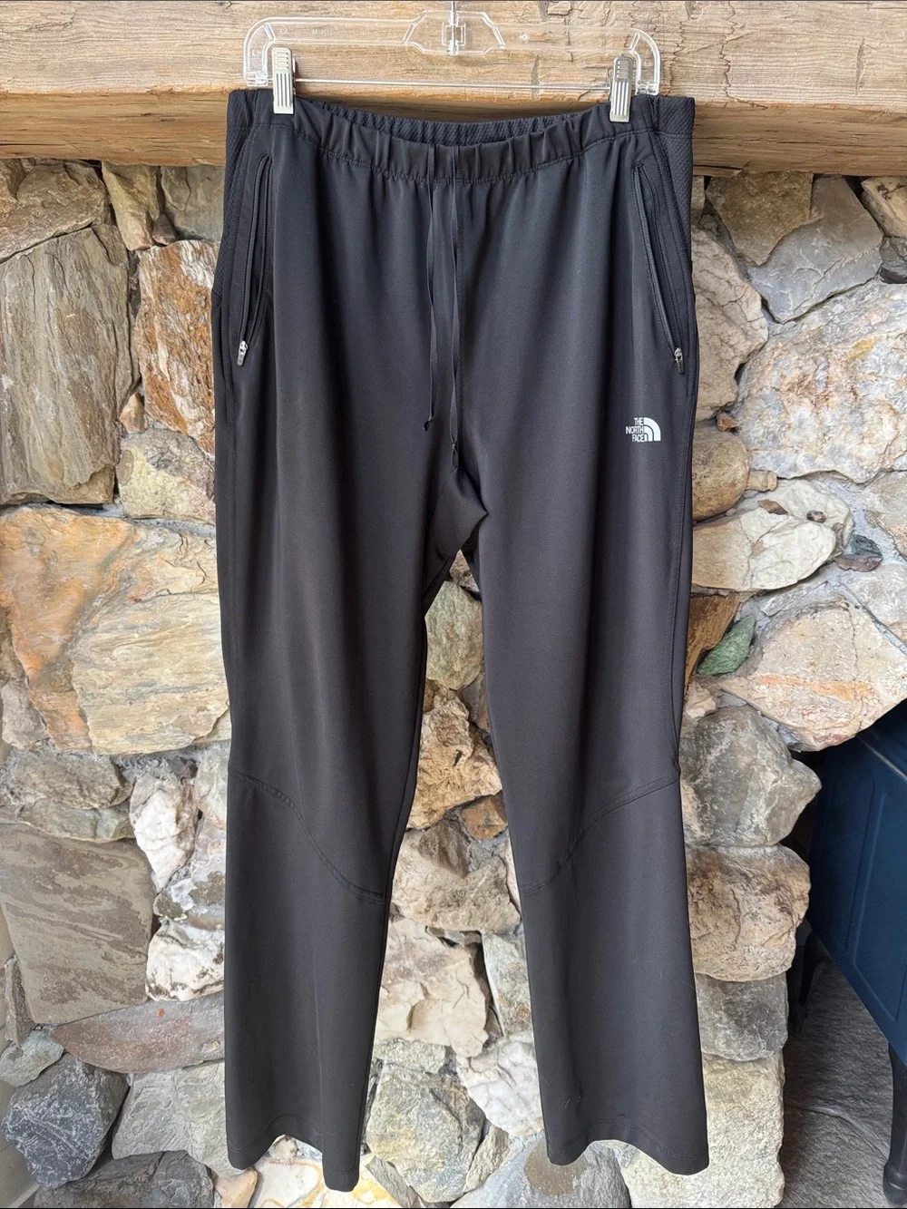 The North Face Wander Straight Leg Athletic Joggers Men’s Large